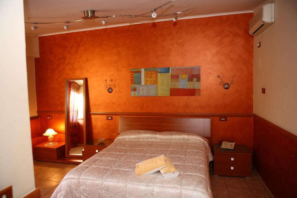 Meridiano Otel Napoli Oda fotoğraf